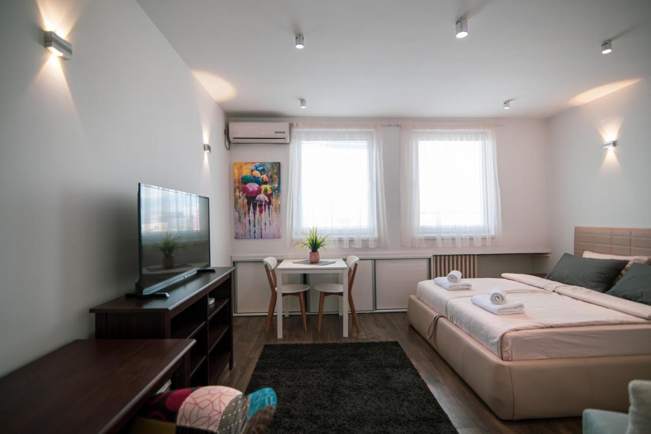 5 Star Central Studio Skopje Exteriér fotografie