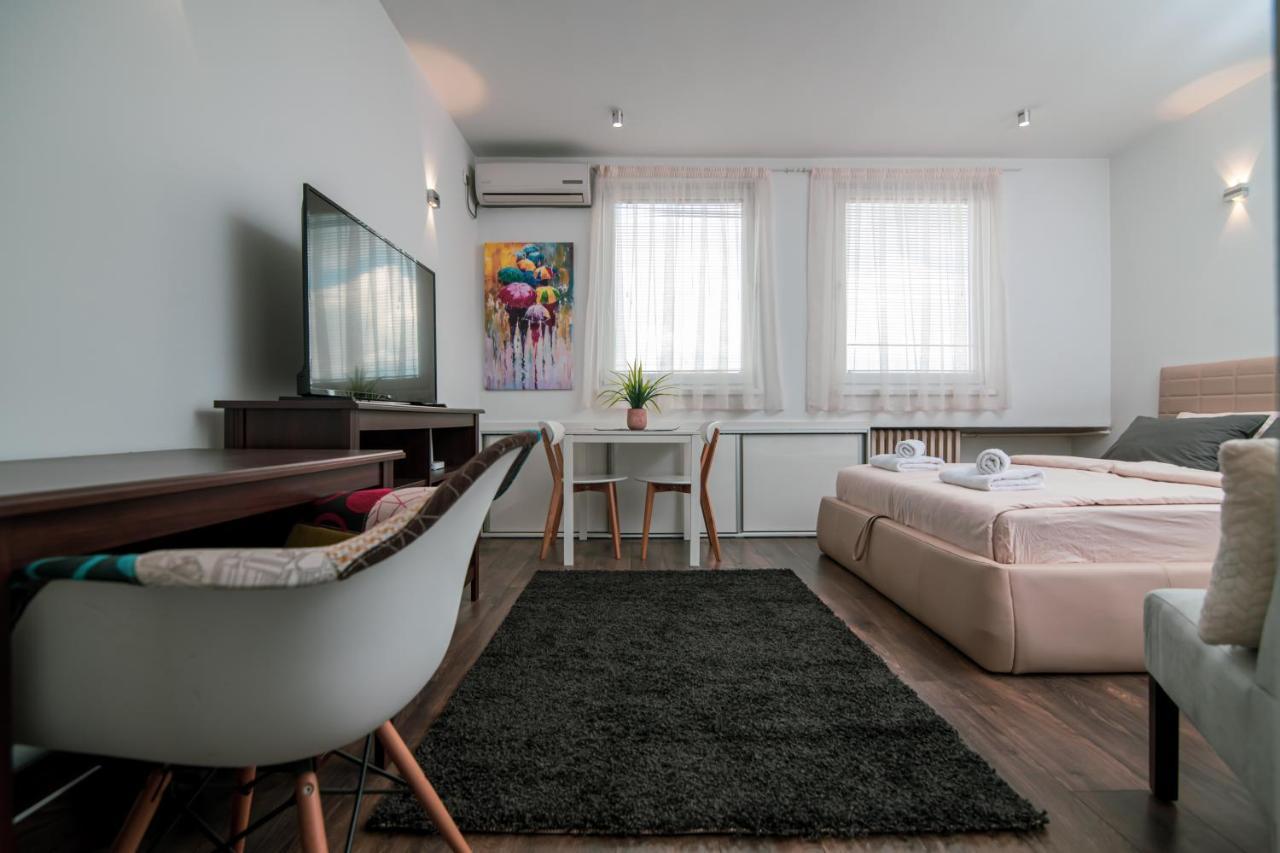 5 Star Central Studio Skopje Exteriér fotografie
