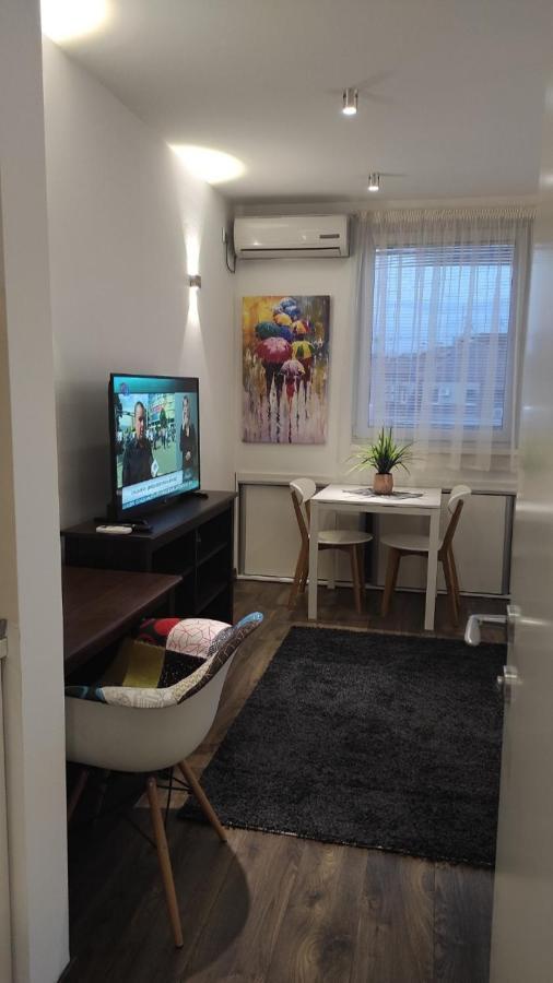 5 Star Central Studio Skopje Exteriér fotografie